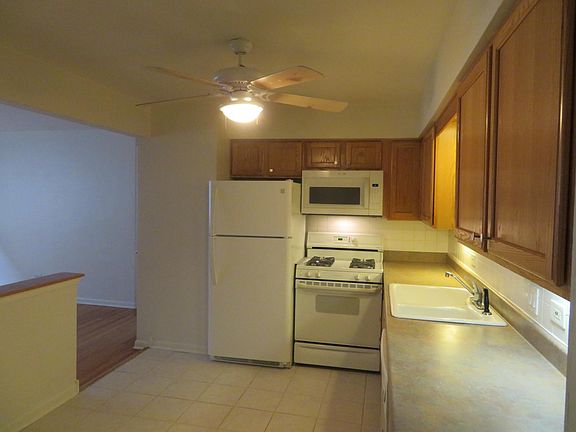4th image of 4431 Prescott Ave APT 1D