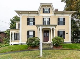 42-44 Highland St, Lowell, MA 01852