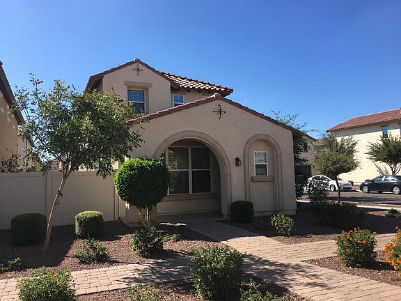 4th image of 1057 S Storment Ln