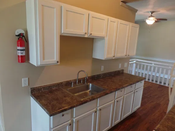 602 East St, Baraboo, WI 53913
