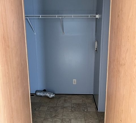 5th image of 410 Osprey Dr