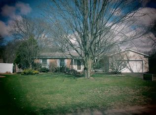 2322 Kenilworth Dr, Elkhart, IN 46514
