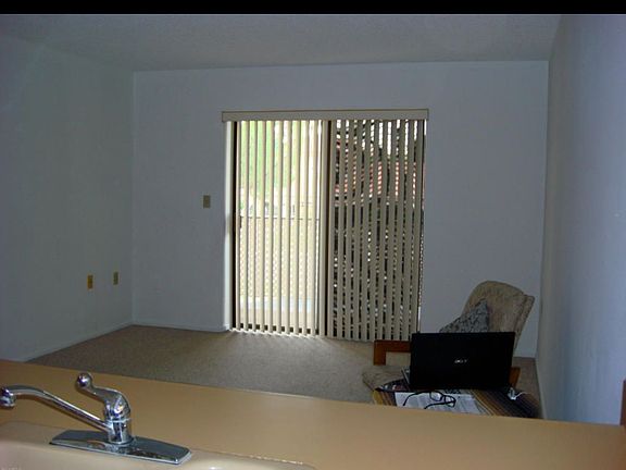 3rd image of 3033 E Devonshire Ave Unit 3033