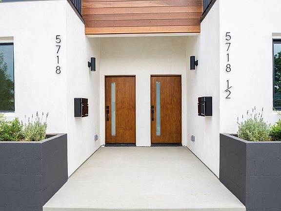 4th image of 5718 1/2 S Denker Ave