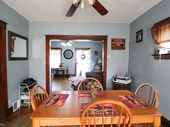 5th image of 3304 W 91st St