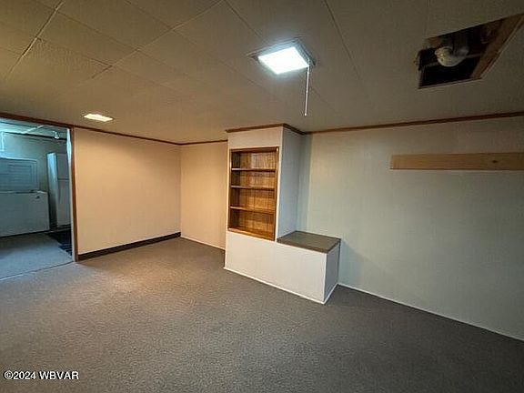 3rd image of 353 Bastian Ave S