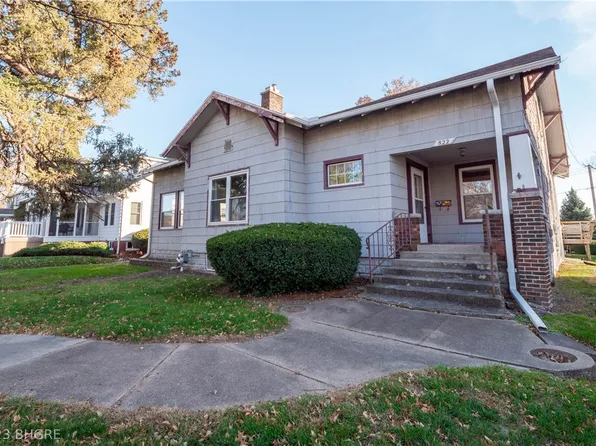822 Woodlawn Ave, Chariton, IA 50049