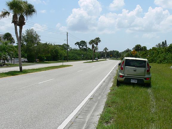 4th image of 3960 Cape Haze Dr