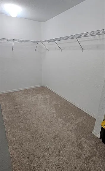 240 Solis Dr — Photo 22