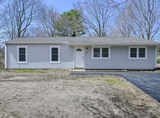 27 Lincoln Ln, Hanover, MA 02339