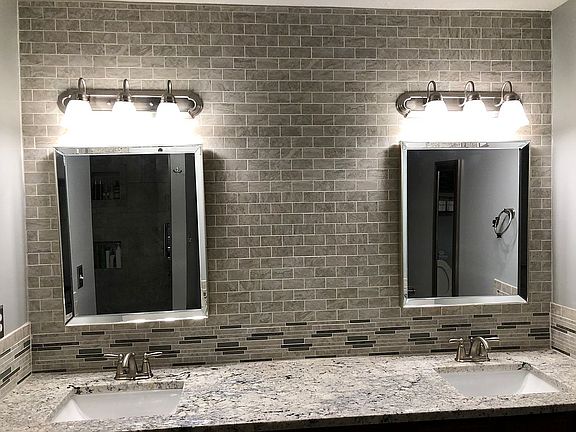 5th image of 172 Warrior Falls Dr