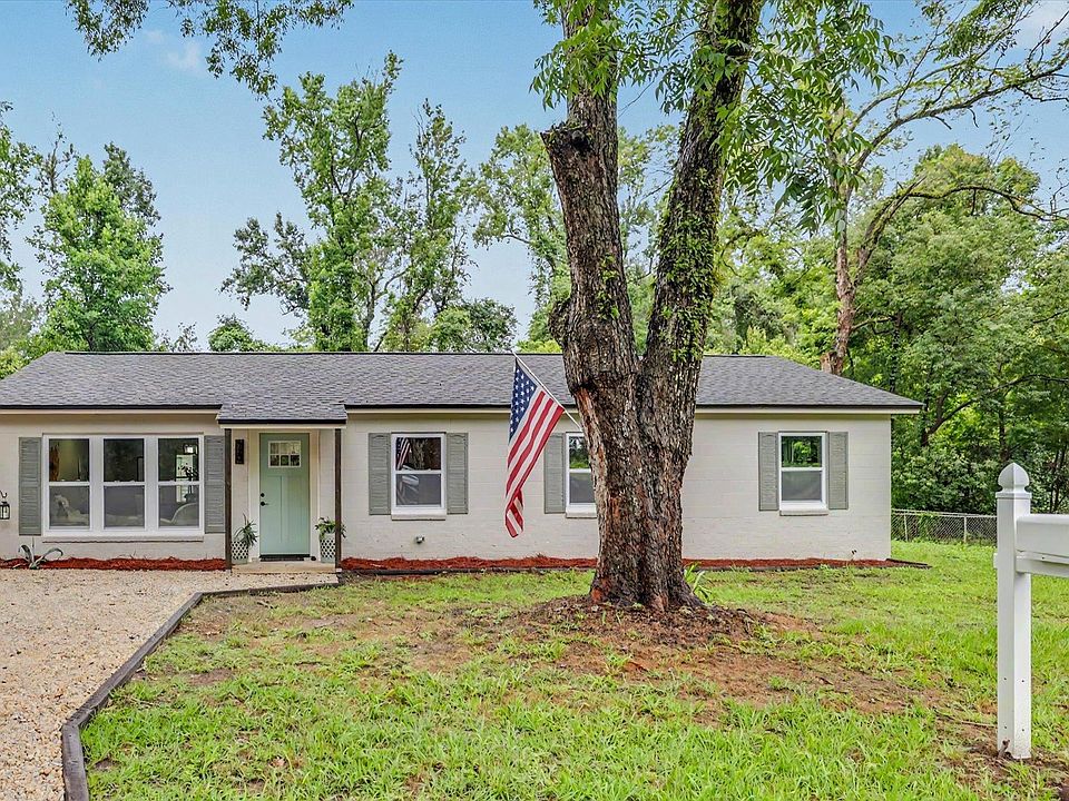 1st image of 73 W Bryant Cir