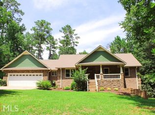 57 Ridgewood Dr, Hartwell, GA 30643