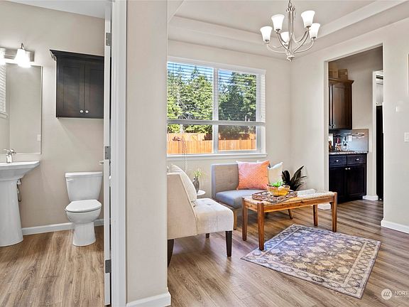 4th image of 7541 50th Avenue NE