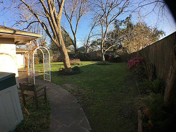 4th image of 4517 Valerie St