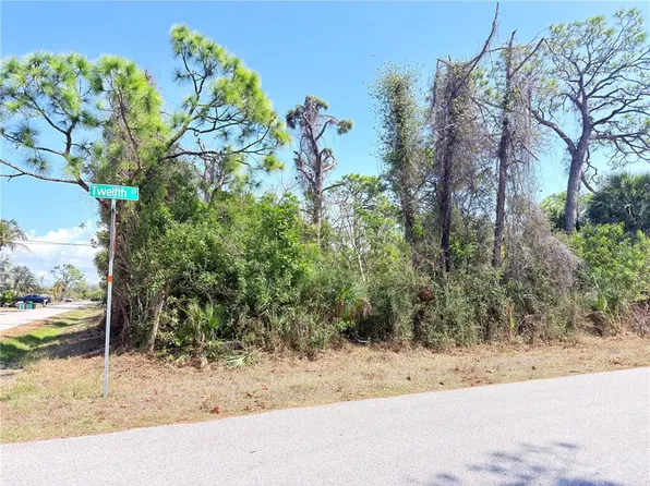 2801 12th St #3, Englewood, FL 34224