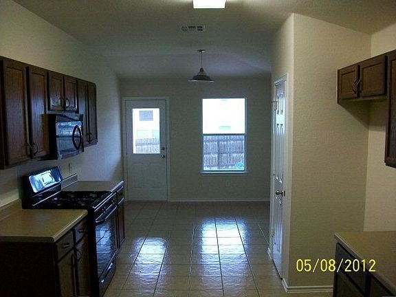 3rd image of 203 Loon Lake Dr
