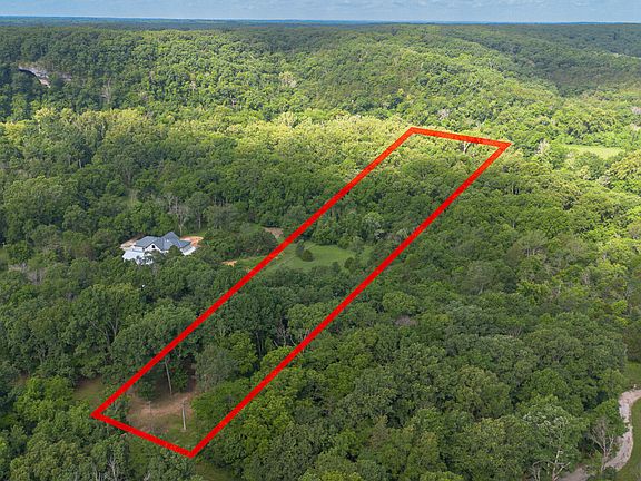 3rd image of 811 Rainbow Valley Drive