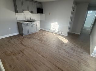 107 N 6th St #3, Darby, PA 19023
