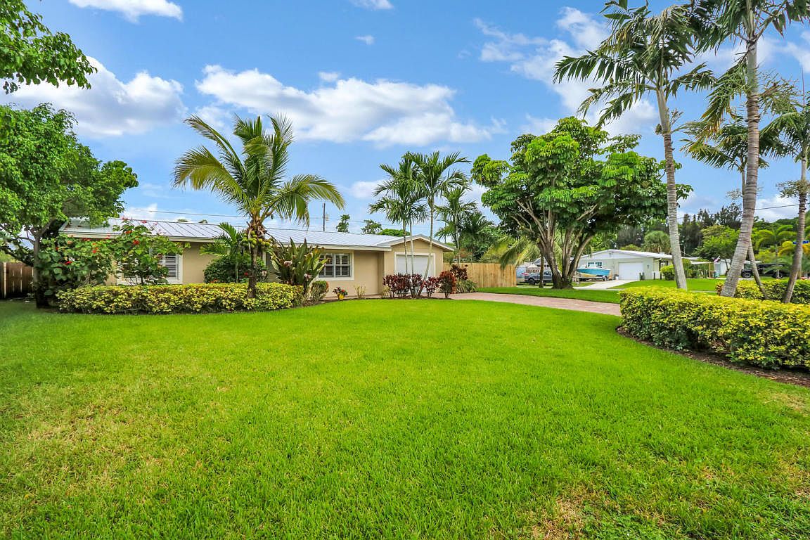 1293 SE Madison Ave, Stuart, FL 34996 Zillow