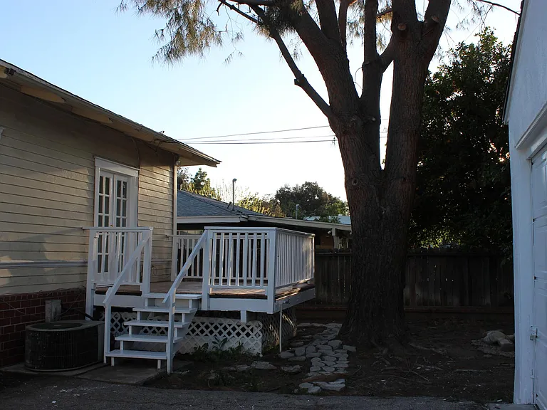 22147 Cantlay St — Photo 16
