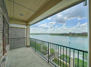 9655 Rockport Hills Dr, Cypress, TX 77433