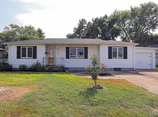 514 Yoakum Ave, Chaffee, MO 63740