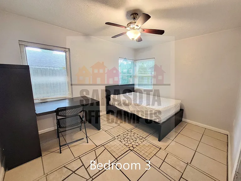 1148 Highland St — Photo 32