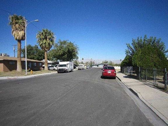 2nd image of 1948 Leona St