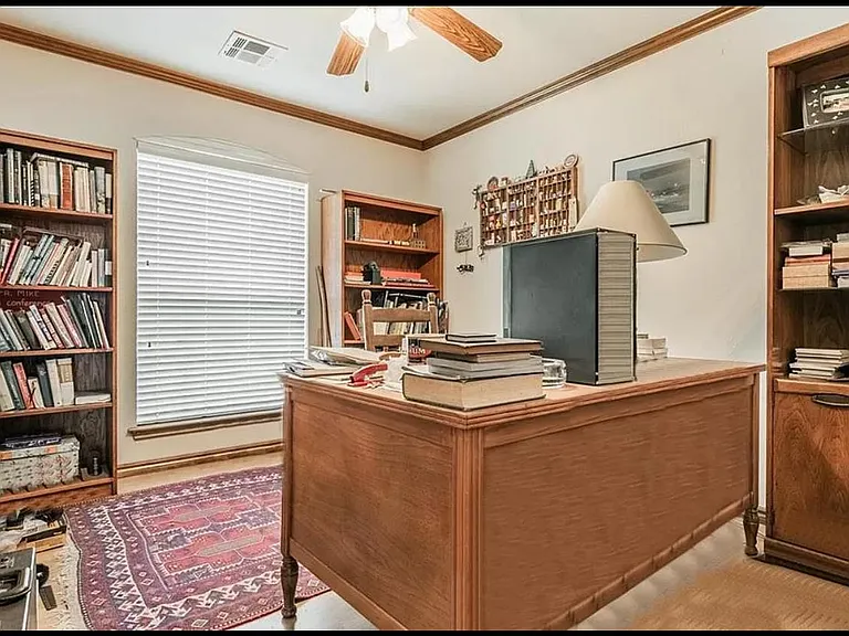 16009 Heather Ct — Photo 14