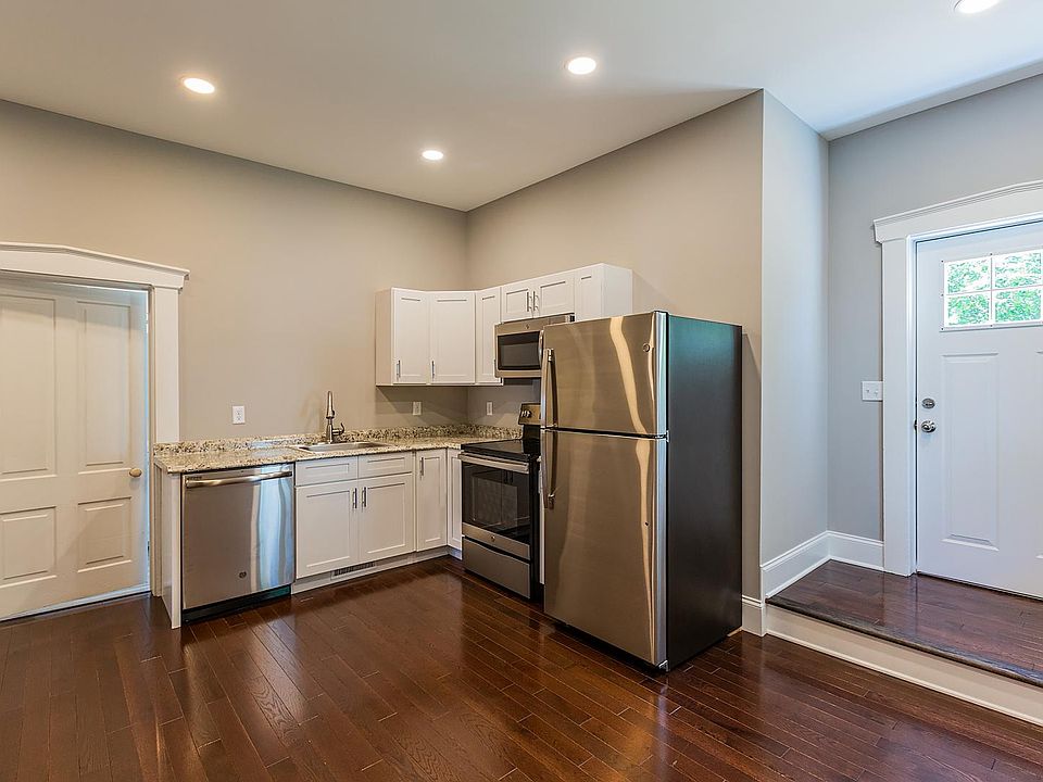 kitchen apt 1