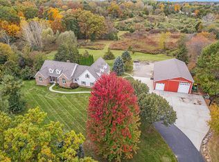 2707 N Parker Rd, Dexter, MI 48130