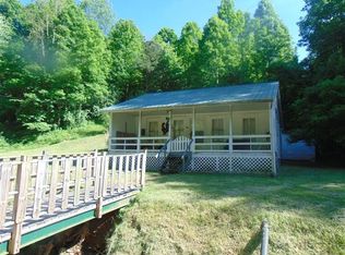 178 Cranenest Rd, Reedy, WV 25270