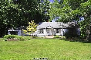 12218 Henderson Rd, Clifton, VA 20124 | Zillow