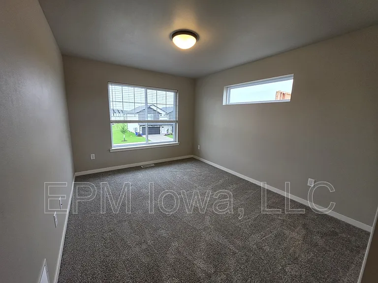 2309 Water Tower Pl — Photo 19