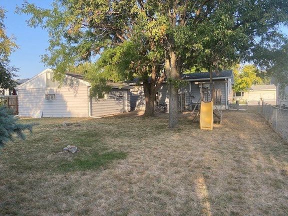 4th image of 3114 Avenue G
