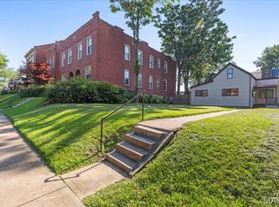 4342 S Compton Ave, Saint Louis, MO 63111
