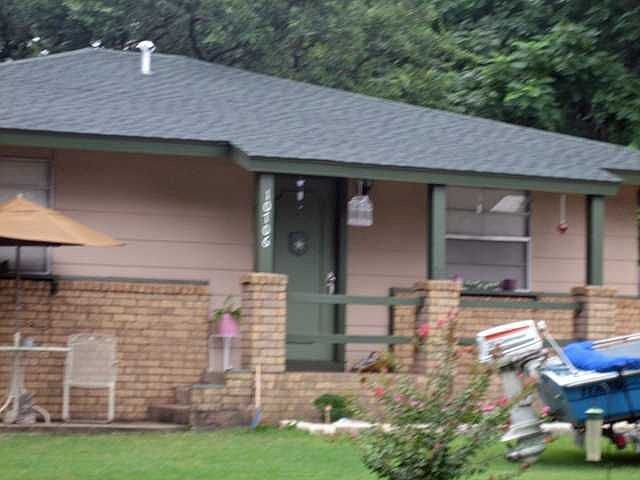 1st image of 10706 Laurel Ln