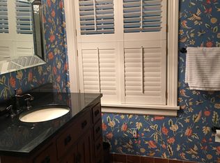 3601 Norbourne Blvd, Saint Matthews, KY 40207