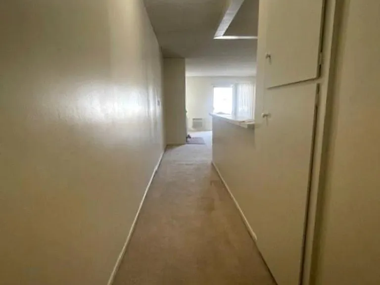 1689 Amberwood Dr #103 — Photo 7