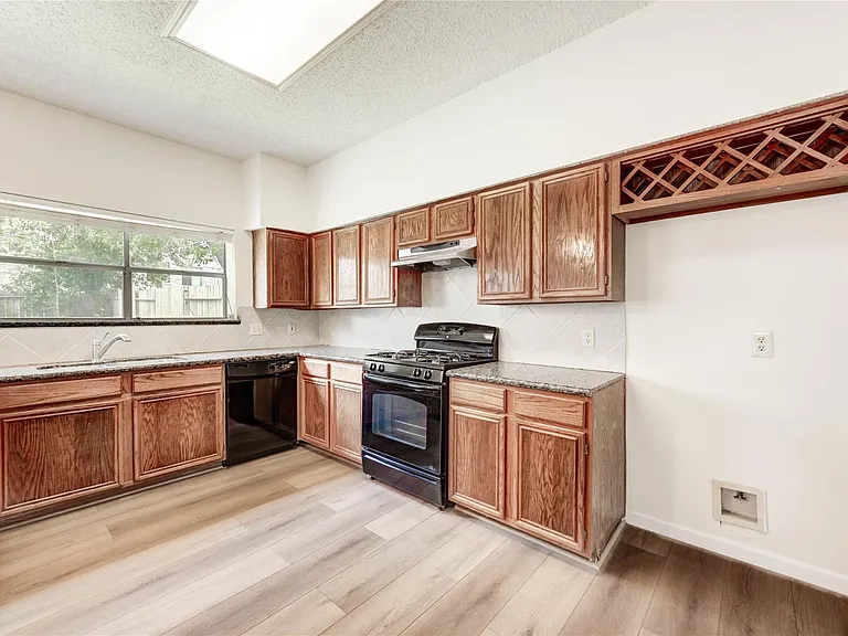 2338 Bent River Dr — Photo 30