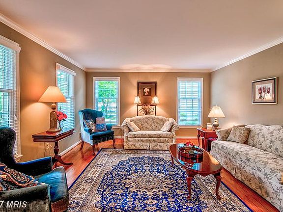 4th image of 9708 Ceralene Dr