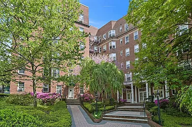 Rented by Bruma Realty LLC