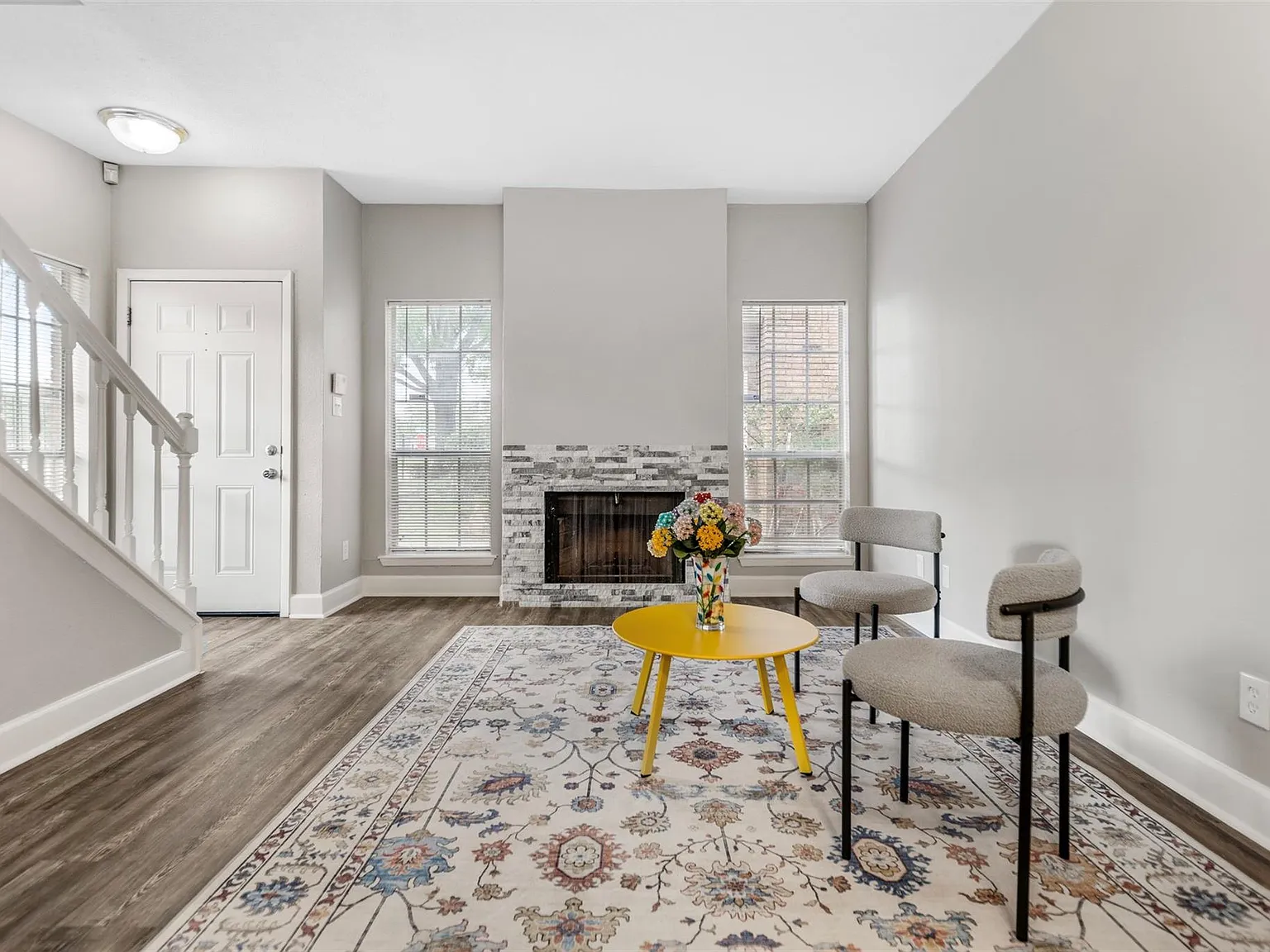 2 bed, 1.5 bath, 1060 sqft, $1,480 — Photo 3