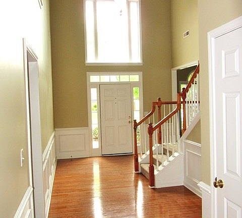 2nd image of 510 Grimes Dr
