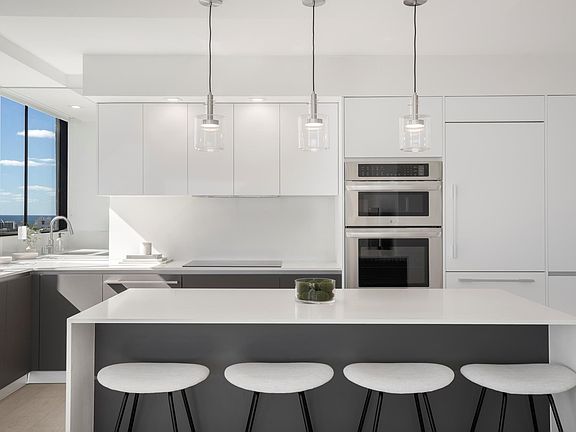 4th image of 1330 West Ave APT 1514