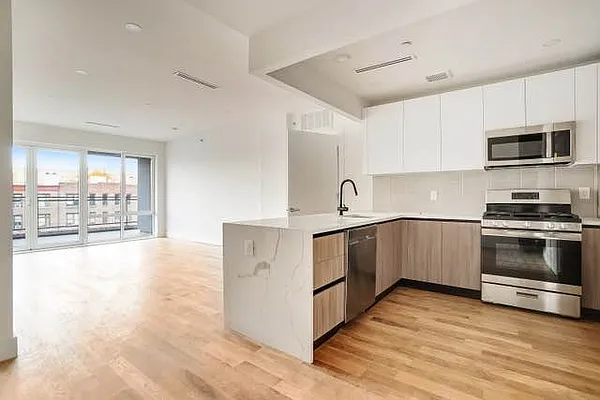 Rented by EXR | media 1