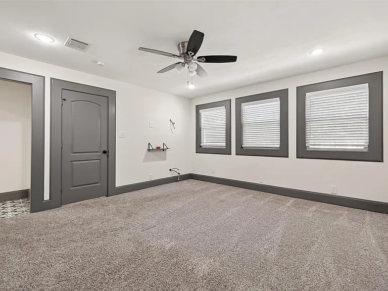 10054 Cedardale Dr — Photo 20