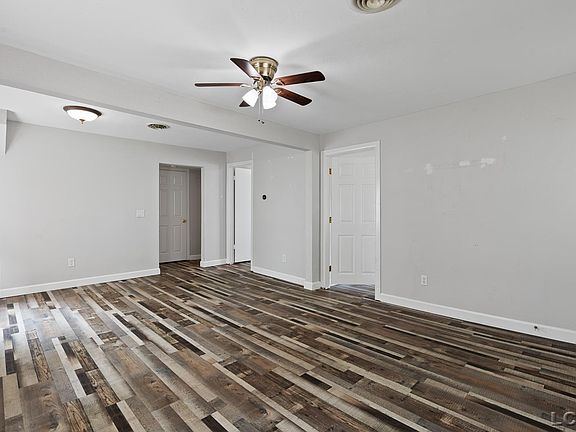 3rd image of 3066 Bent Oak Hwy