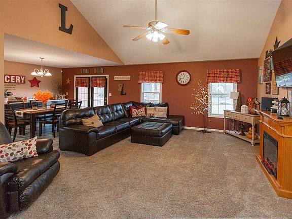2nd image of 264 Matthew Dr